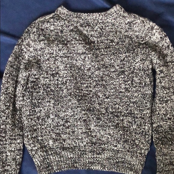 Black and white knit sweater - Picture 2 of 2